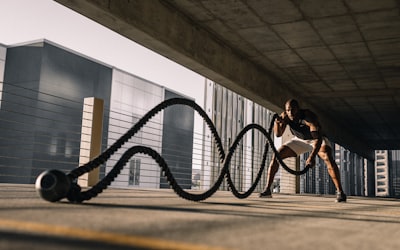 今日数据之星球员凯文德布劳内比赛照片